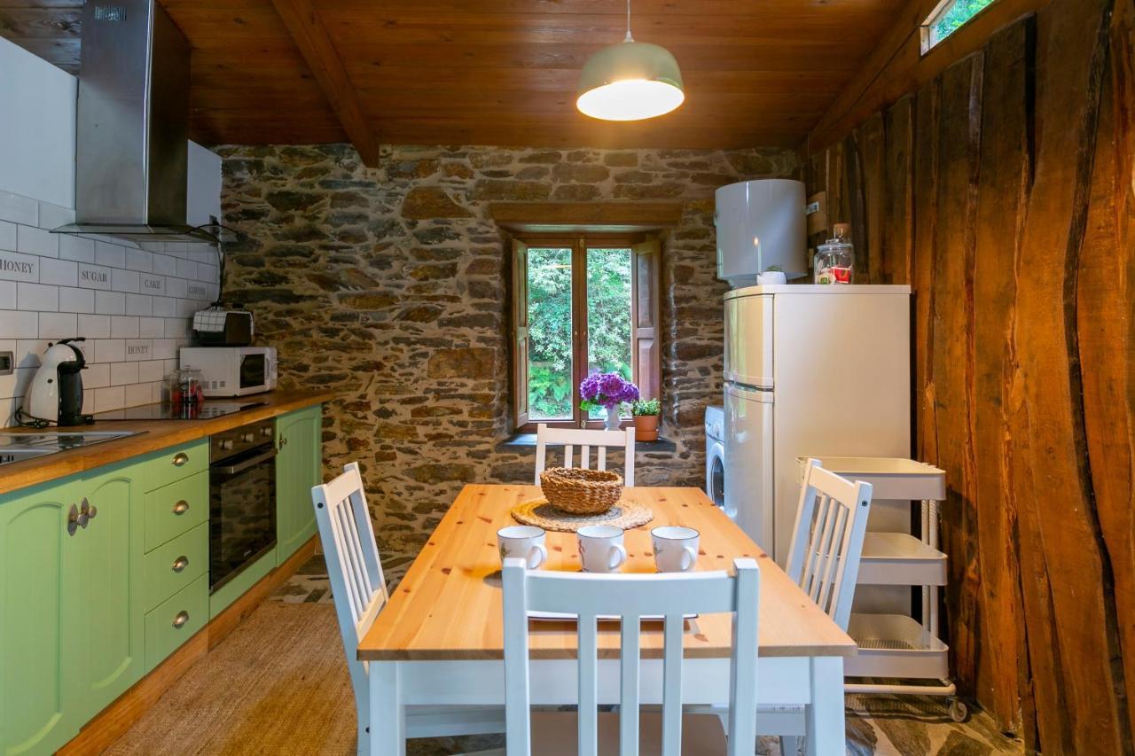 Casas Del Molino - Muinos Do Mainzoso Hébergement de vacances Paderne (A Coruna)