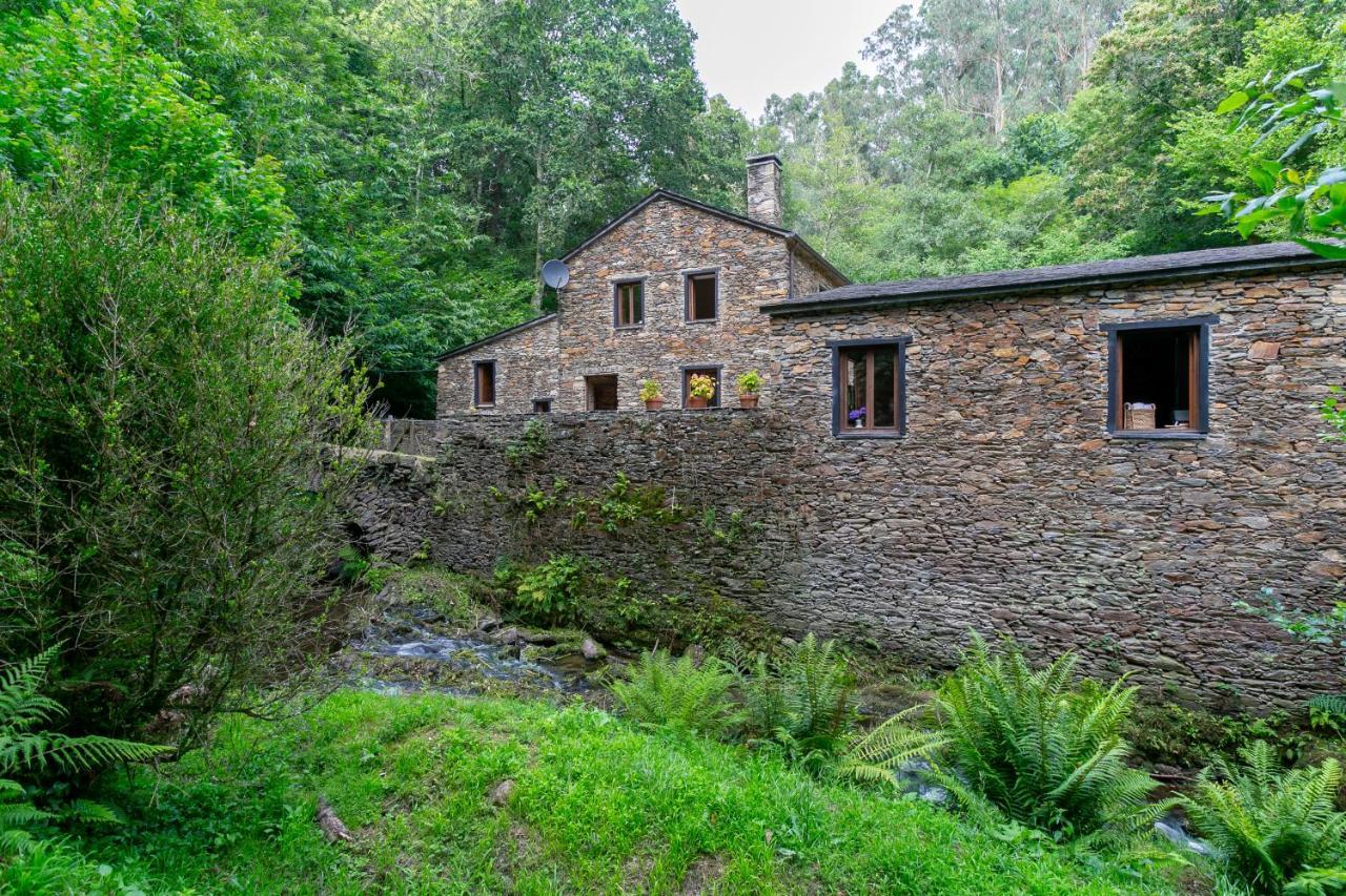 Casas Del Molino - Muinos Do Mainzoso Hébergement de vacances Paderne (A Coruna)